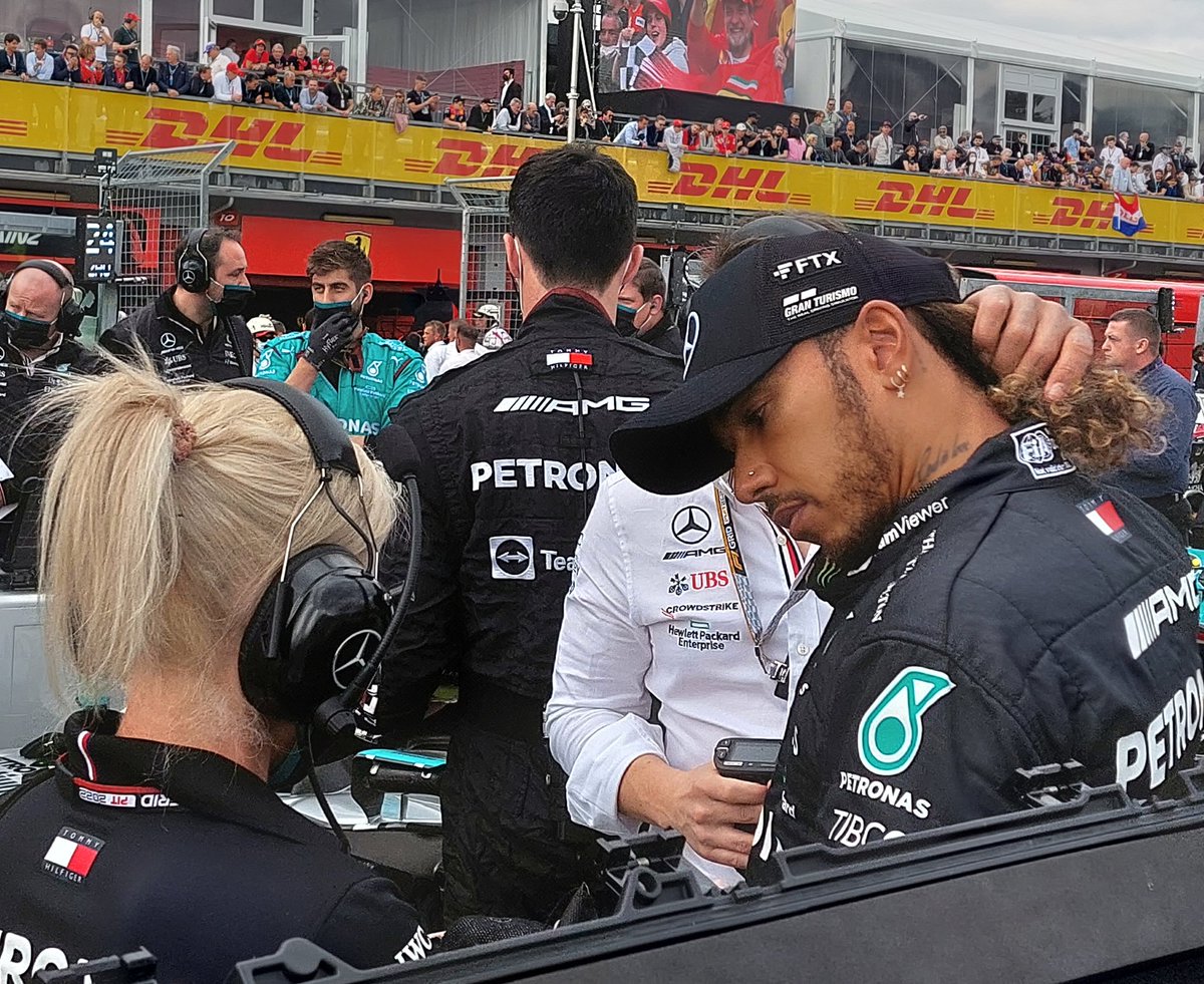 adamcooperF1's tweet photo. Unfamiliar grid position for @LewisHamilton today. How much progress can he make?: https://t.co/fWBvVRD2Pd