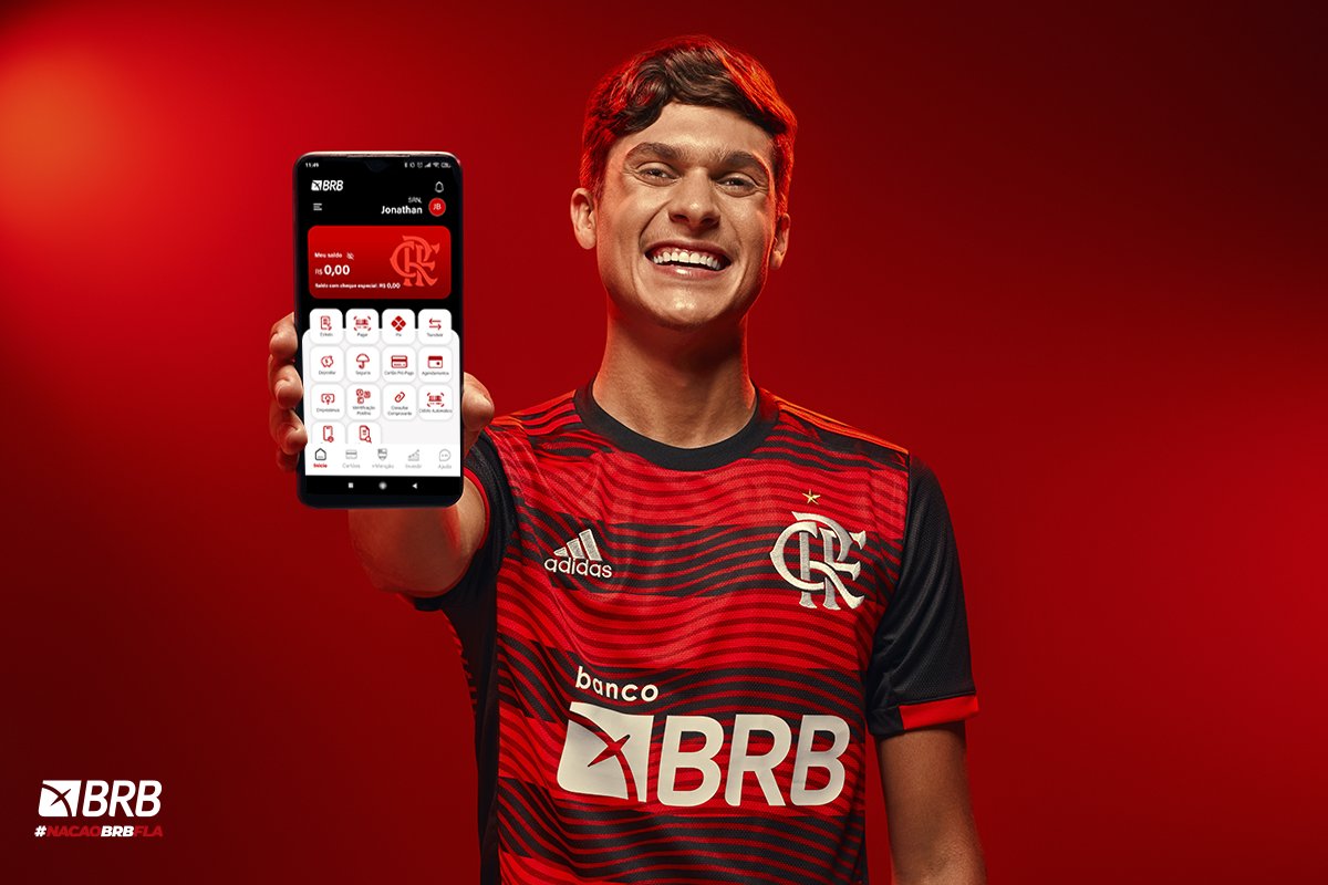 Flamengo's tweet photo. Cartão de crédito rubro-negro SEM ANUIDADE*, programa de relacionamento, empréstimos, seguros e investimentos. Tudo isso você encontra na conta digital BRB FLA. Aproveite o pacote de serviços feito para você, torcedor do Mengão!
#BRBFla
*Regulamento em: https://t.co/69GBUk5oNG https://t.co/ZqFIiVvx6d