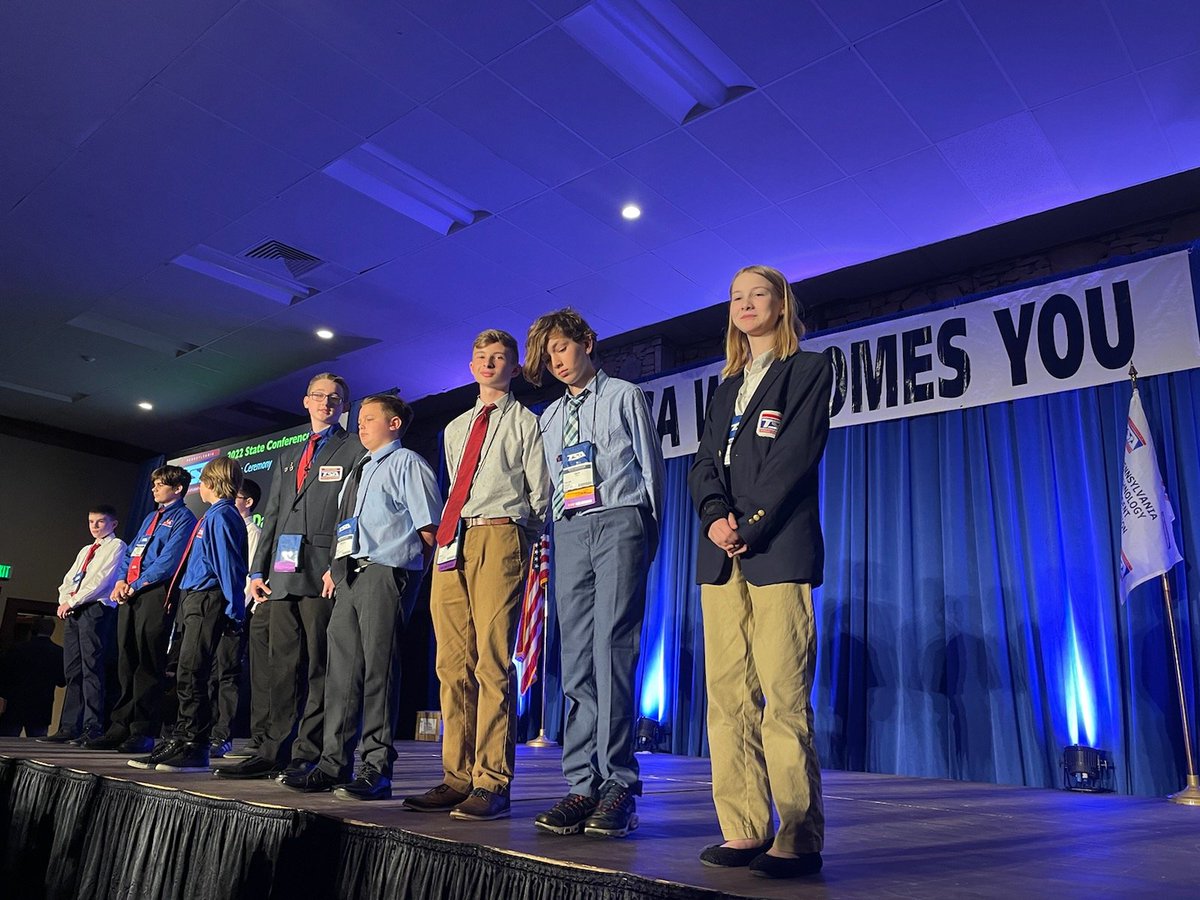 SWTSA's tweet photo. We rocked this event with 3 in the top 10. Ava came away with a 3rd place trophy. @Jeffrey_Smale #swexcellence https://t.co/5YoGhN166o