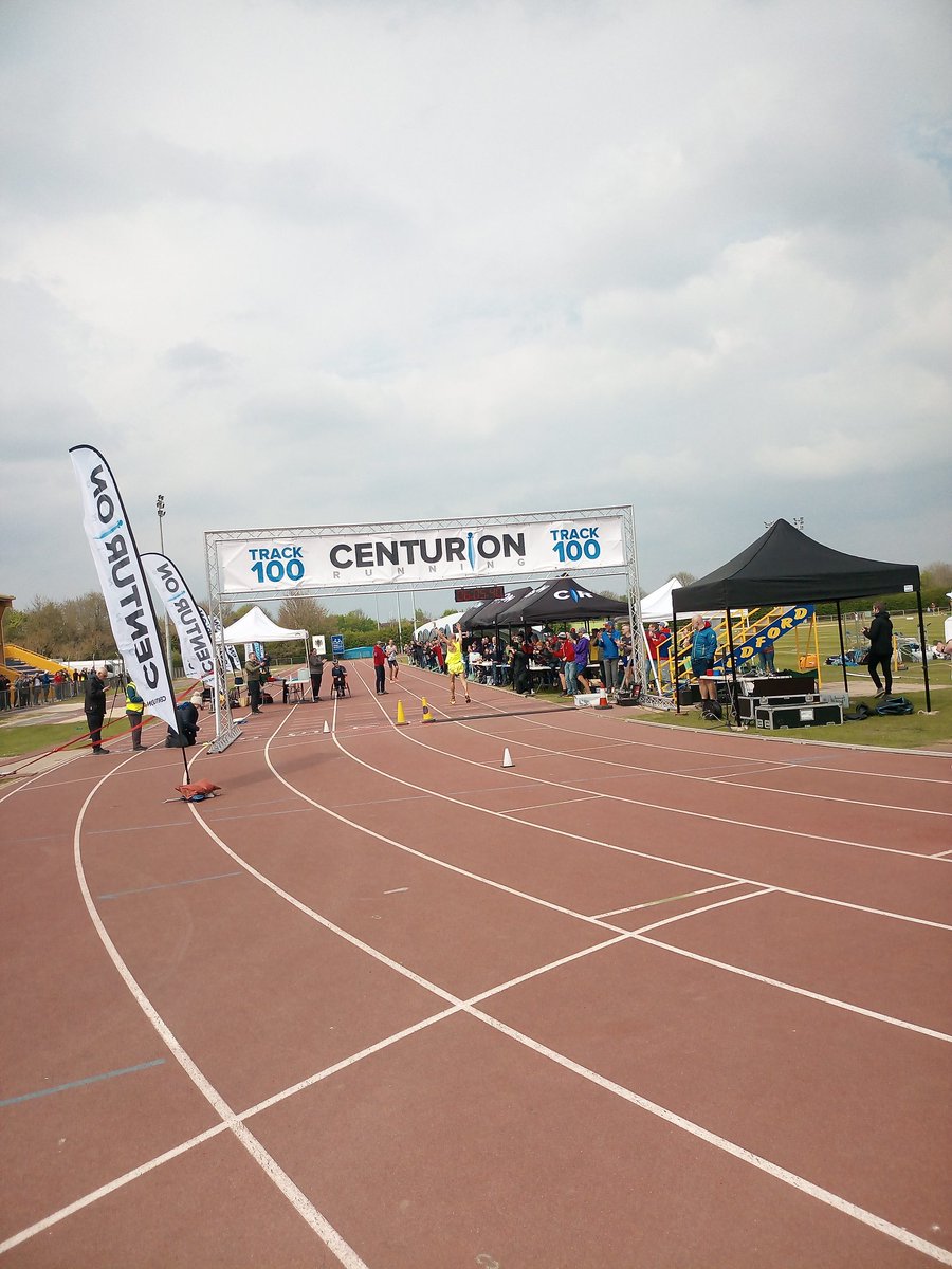 Nariokotomeboy's tweet photo. From Parkrun to witnessing a phenomenal 100km world record at @centurionrunner #track100 by Alexander Sorokhin. Quite a Saturday morning. https://t.co/58i3SrDkte