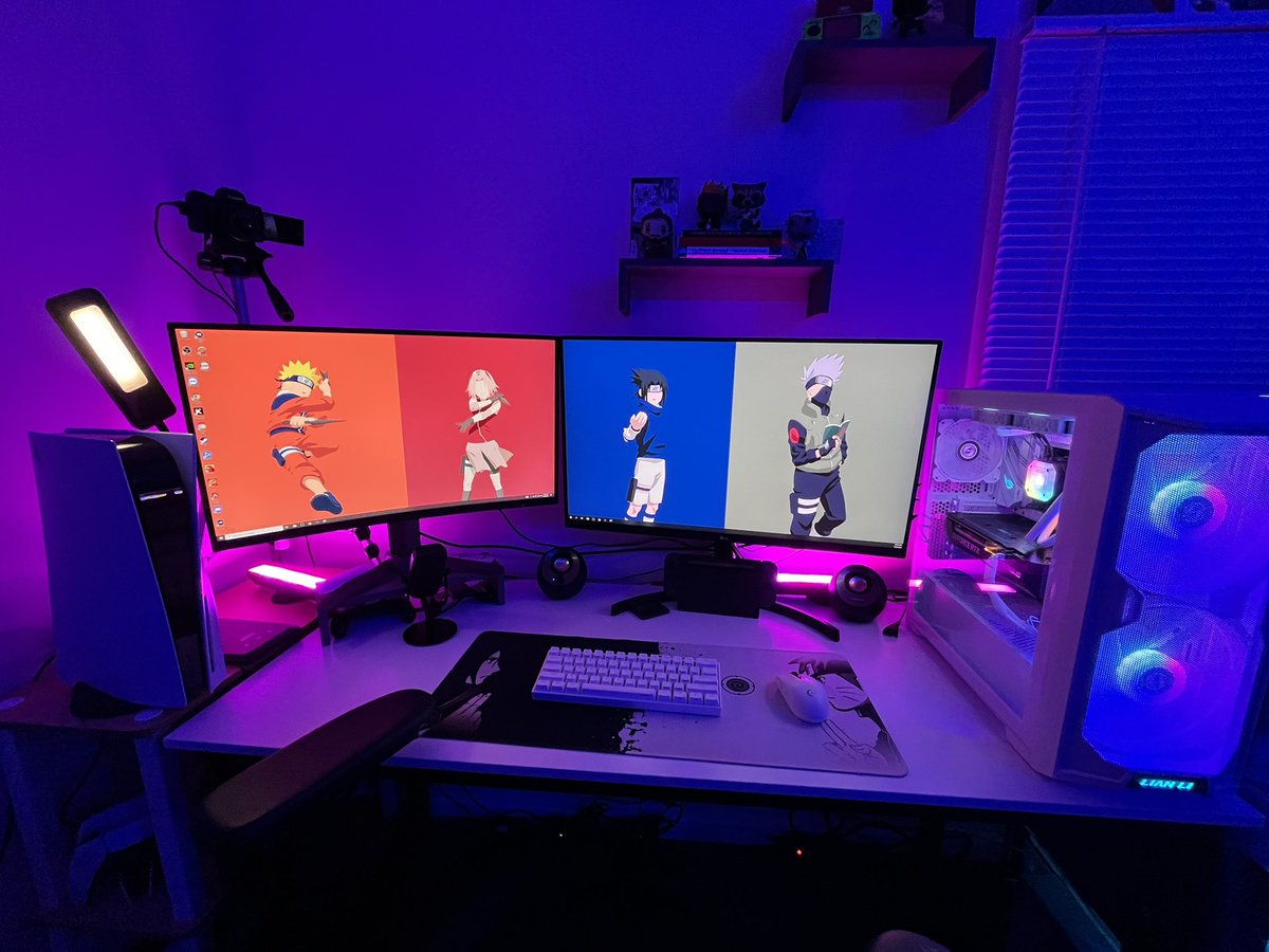 TMT_Church's tweet photo. 🚨THE NEW &amp; IMPROVED LAYOUT🚨

-Listen... I told y'all last night:
JUDGEMENT. FREE. ZONE.

-Wire management was too mentally tolling but I will be covering main wires w/ covers in due time🙇🏽‍♀️

BUT CHECK IT OUTTT YALL 

@SavageGaming | @blackgirlgamers | @GetWetSports @GamerGalsRT https://t.co/FvMGsCwq2Q