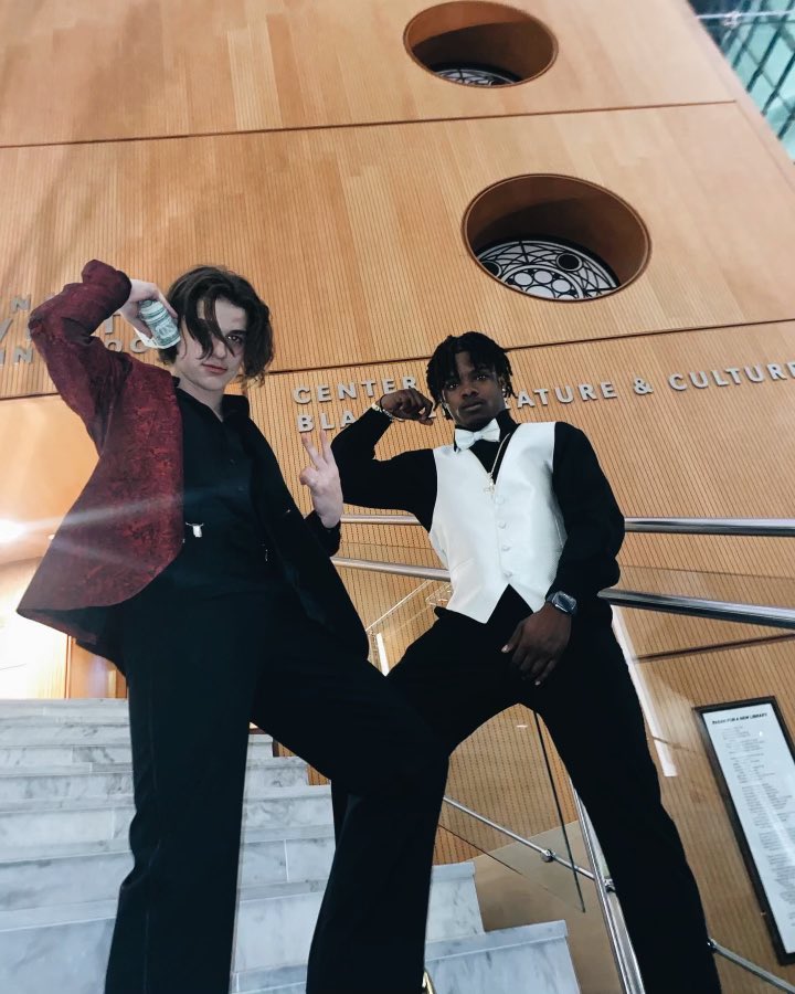 ritterraiders20's tweet photo. Cardinal Ritter Prom!🔴⚫️🔥🔥#My2sons😎😎#Ballers#Bros#Fam @CRitterRaiderFB 👀👀#ROD# @maxknutson20 @Osgjay #🥶🥶🫶 https://t.co/WkWyQWWsOd