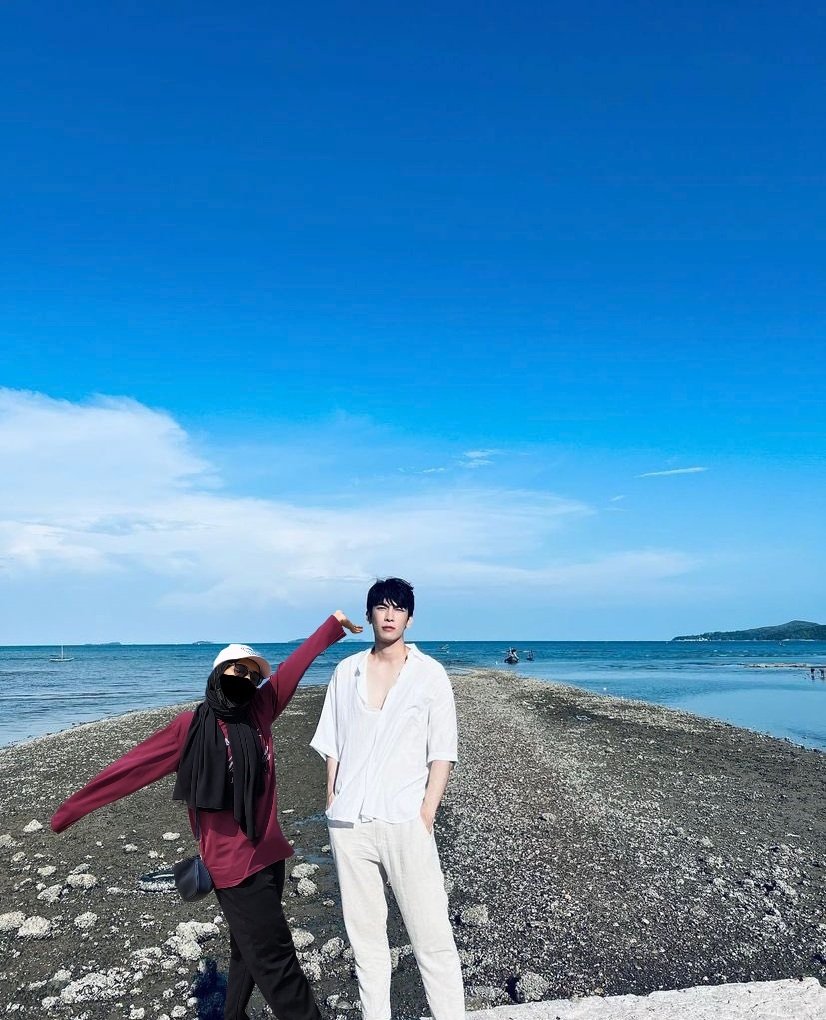 MewSyapiTul's tweet photo. BTS of #MewSyapi dates
πβ€οΈ
Enjoy bestiesss https://t.co/GqyTweu2IH