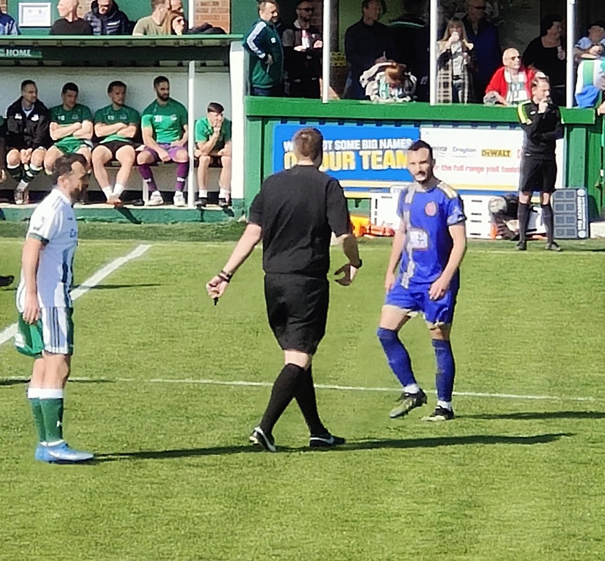 Today's referee for @north_ferribyfc Vs @THERAILFC is sponsored by the The Riddler. @TheBatman