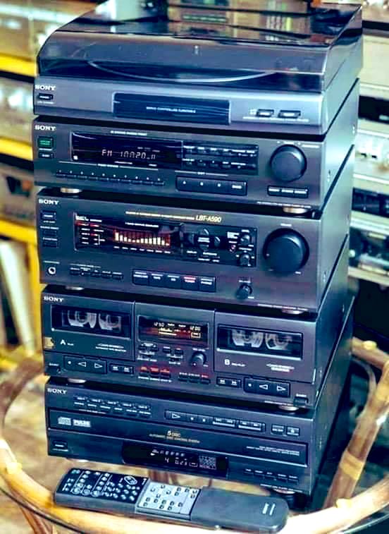 elalexgoncalves's tweet image. El verdadero Megazord!