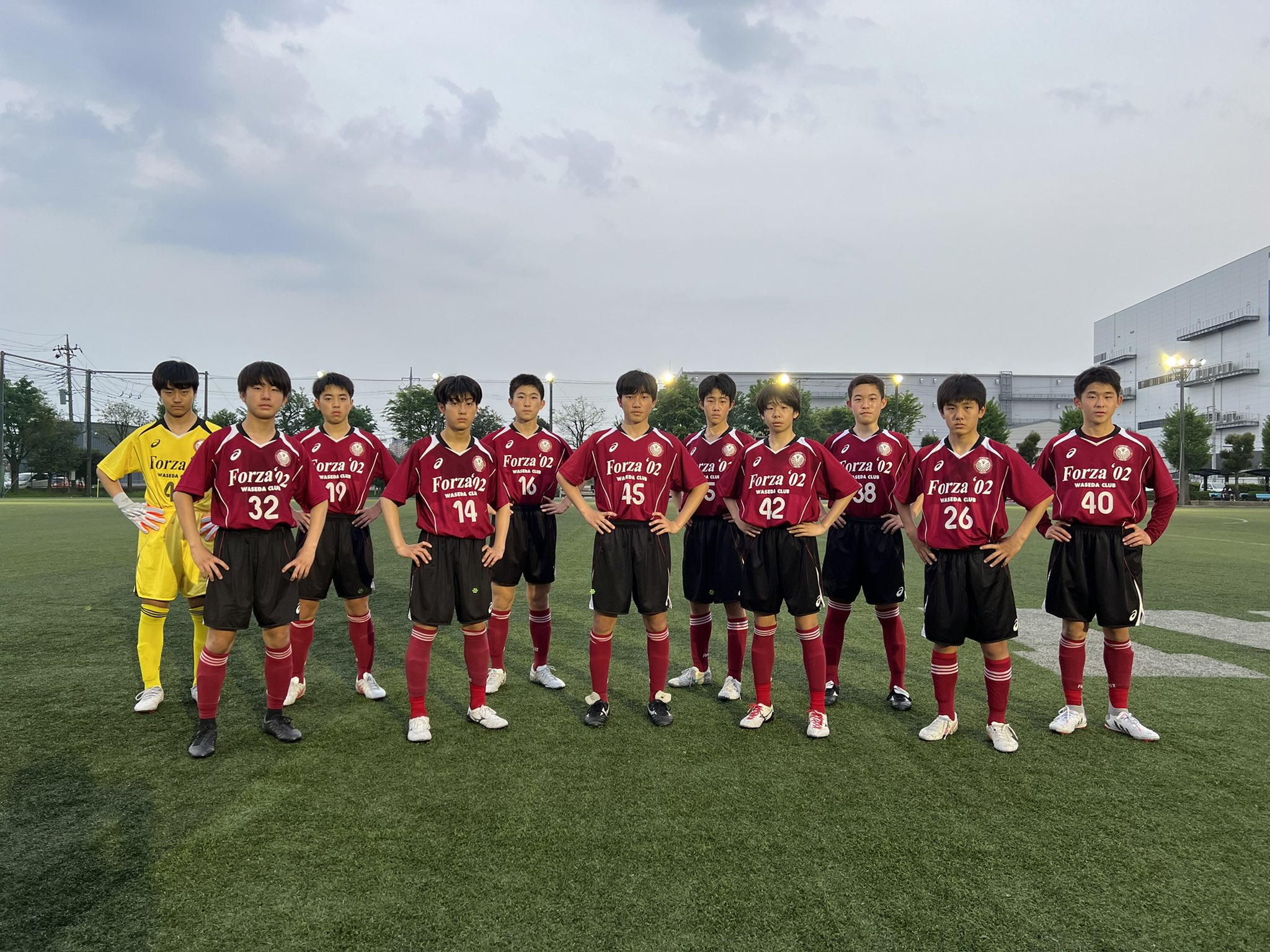 Forza 02 メトロポリタンu14 Forza 02 2 0 アントラーズつくば 14長田劇場開幕 最近パスを覚え自信のあるプレーが随所に見られる 後半に入ると豪快なミドルシュートを放ち先制 終了間際にはサイドで3人剥がしてからのセンターリングは2点目を演出する