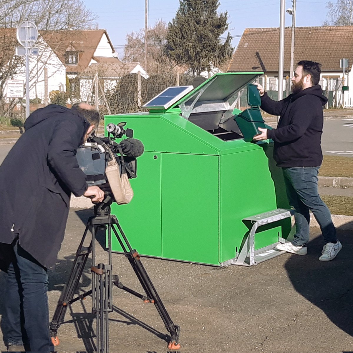 Julien Roux tweet media