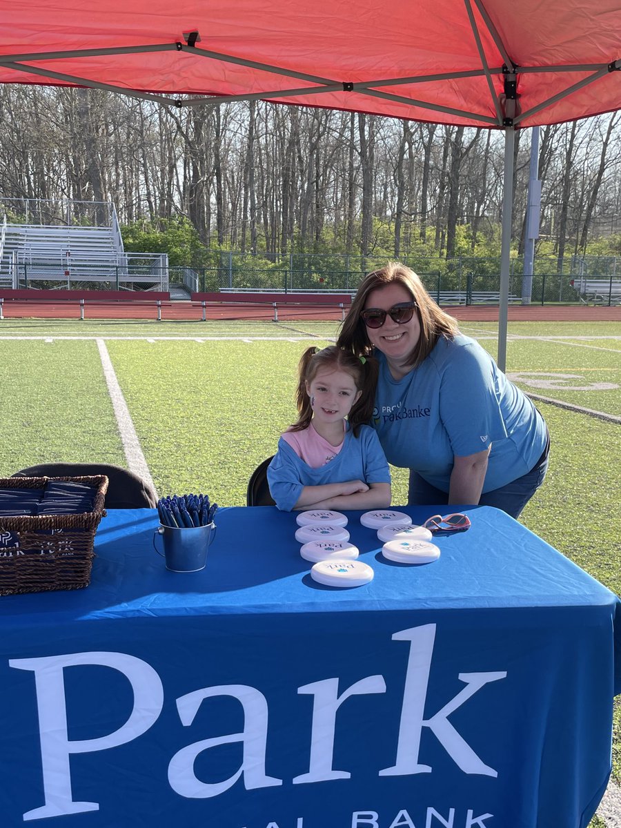 ihpsfoundation's tweet photo. Thanks to the #OneBrave community for a great morning! @IHSchools https://t.co/GN4zhK5aHj