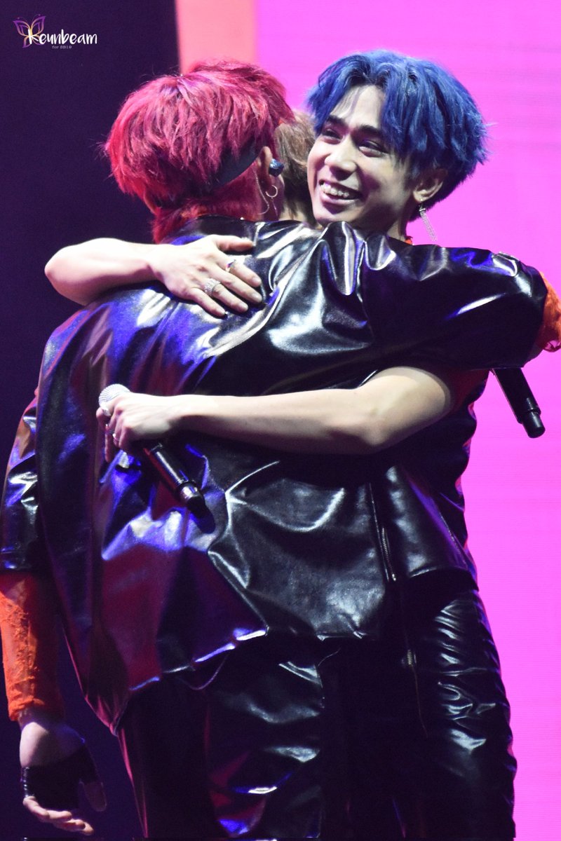 042322 Dunkin' Presents: SB19 LIVE @ Araneta

JoKen 🥹

SB19 LIVE IN ARANETA
<a href="/SB19Official/">SB19 Official</a> #SB19 
#DunkingPHSB19Concert