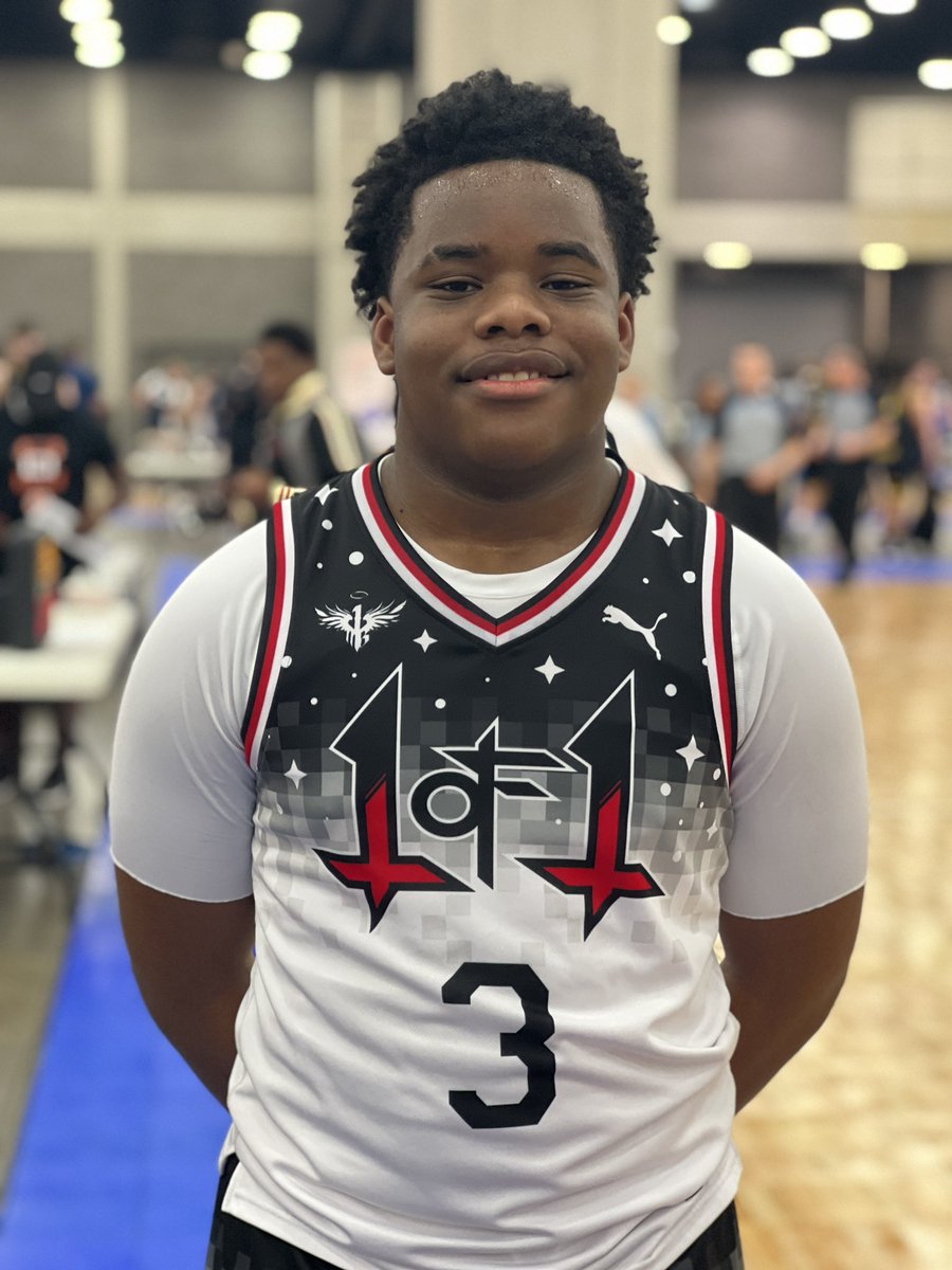 hoopseen's tweet photo. 1of1 Elite 15’s over UTS, 94-51. Big game from Isaiah Denis with 22 points, 19 points from Yohance Connor and 15 from Jeremiah Jackson - all from deep. https://t.co/7xo83sxzAv