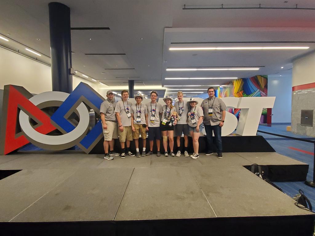 Mr. Savage tweet media