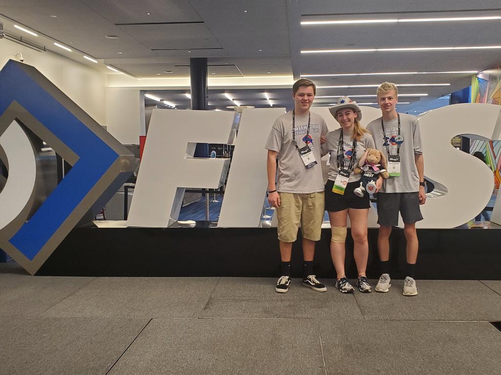 Mr. Savage tweet media