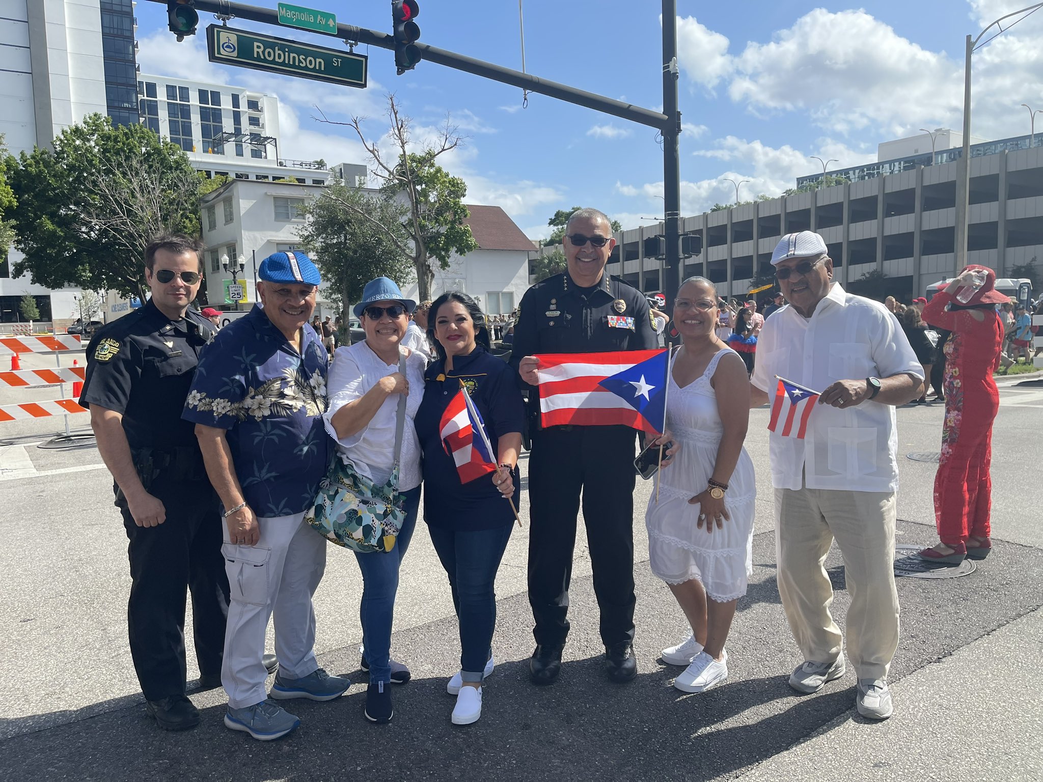 Orlando Police on Twitter "🇵🇷 OrlandoPDChief Orlando Rolón & the