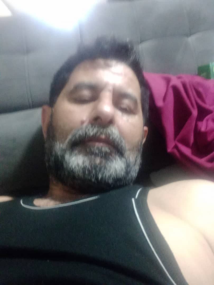 persiandadd's tweet photo. مرد سنبالا و داغ ایرانی کرج 💦🏳️‍🌈😋 #gay #top #bot #vers #bear #oldman #daddy #sex #irani #iran #iranian 💕🏳️‍🌈💦 #گی #ایرانی #تاپ #بات #فاعل #مفعول  #سنبالا #ددی #رنگین_کمان #بیغیرتی #بیغیرت https://t.co/R1mpBGXH9V