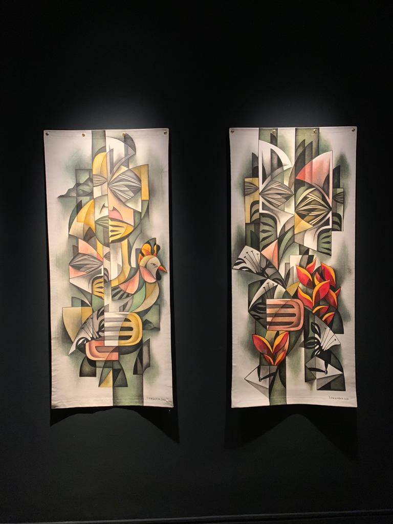 RealAntSimpson1's tweet photo. Great to see #NewZealand- #CookIslands artist Mahiriki Tangaroa’s beautiful #Kaveinga- Governed By The Oceans in the #PersonalStructures #Reflections Exhibition at #BiennaleArte2022. Another Tangaroa work has pride of place in our Embassy @la_Biennale @NZatVenice @centre_european https://t.co/7R9yc0EvK4