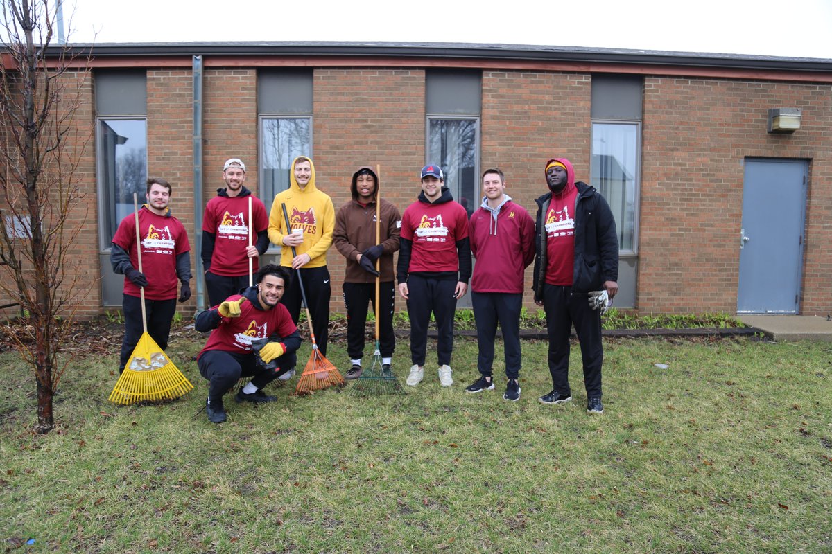 WolvesAthletics's tweet image. #WolvesAtWork | #DayOfChampions22
#GoWolves🐺 | #maroonNgold🐾