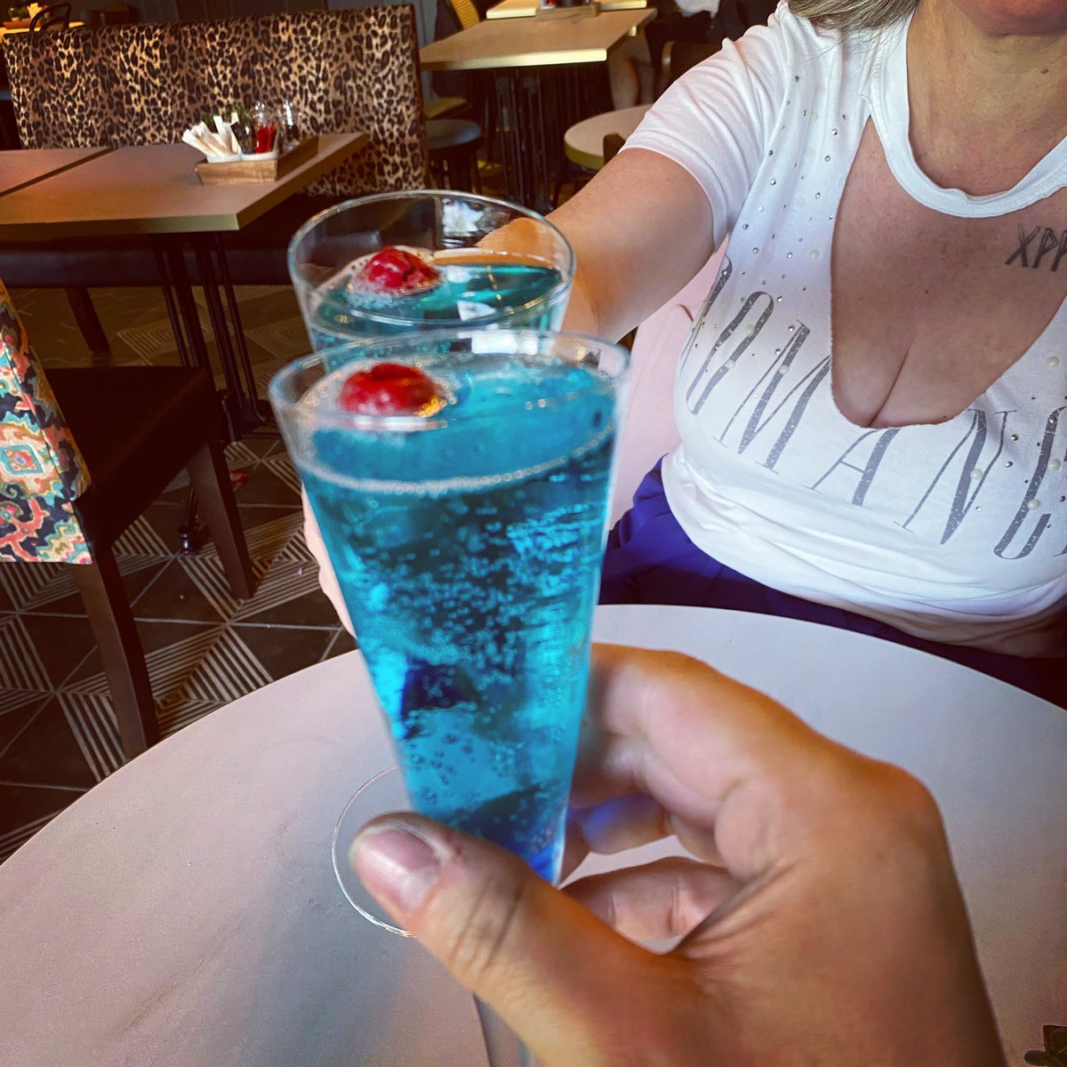 We are grandparents ❤️ Lovely Blue Kir Royale to help us celebrate 👍🏻