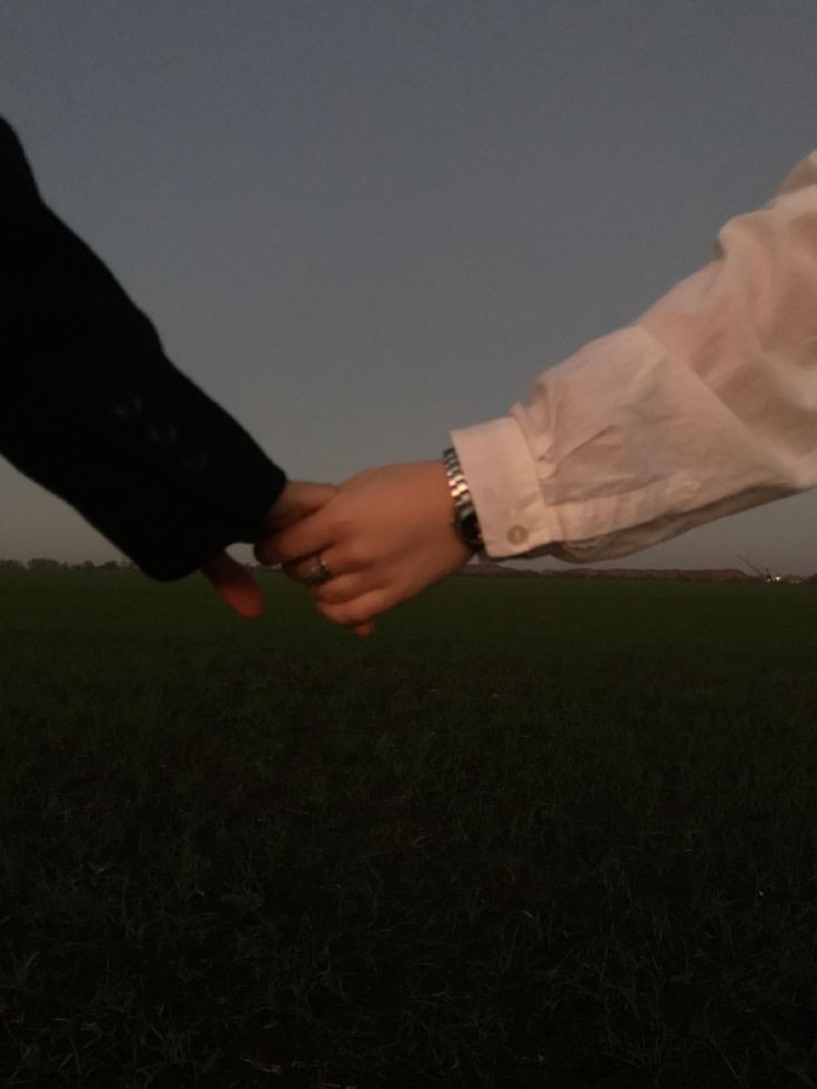 subakfairy's tweet photo. Terima kasih telah hadir, hilang, lalu usai.

— Mark Lee few tweets au
written by subakfairy https://t.co/OpbFBvi857