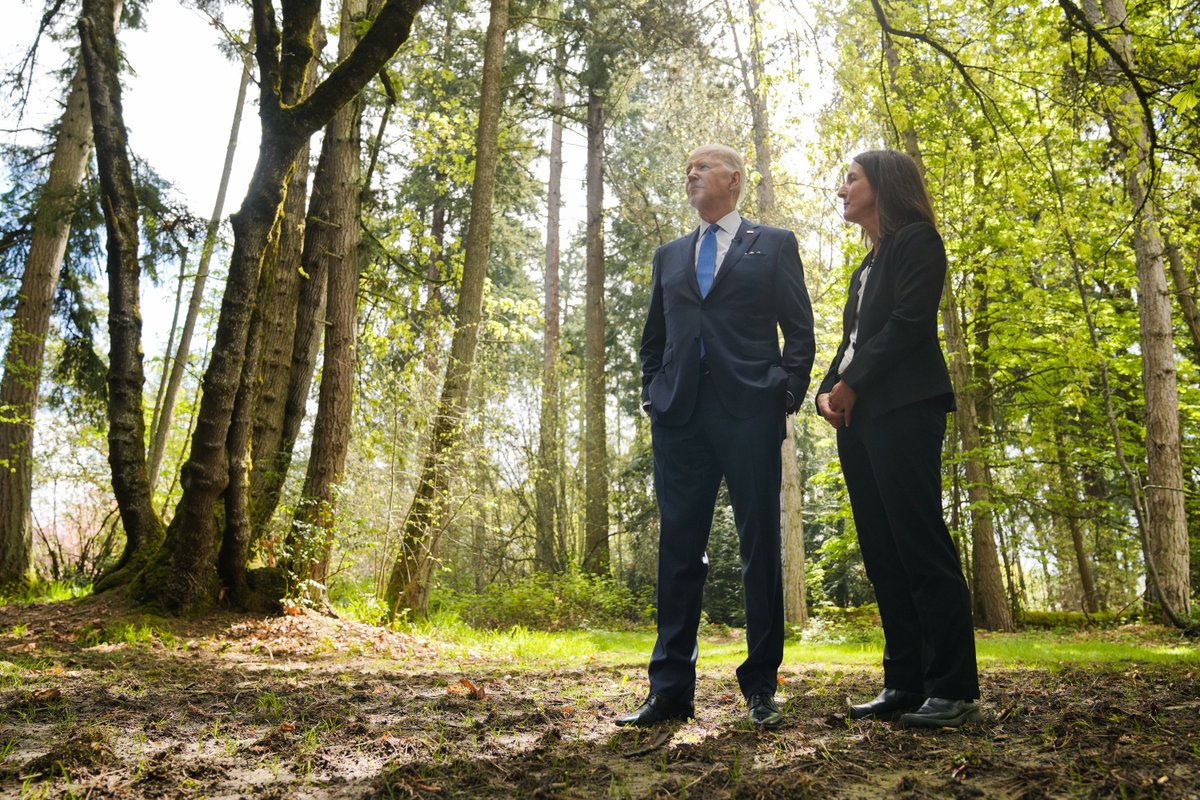 Thanks for a great trip, Portland and Seattle. Together, we’re going to keep lowering costs for families, tackling the climate crisis, and building a better America.