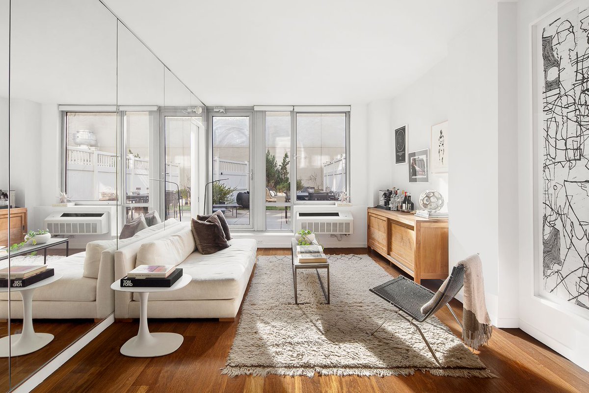 _isaacrosenberg's tweet photo. Known for its art and architecture, West Chelsea is a vibrant area that boasts high-design buildings and top-notch galleries. 

See what you can get here under $5M: https://t.co/UfzTANbO2K

#WestChelsea #Manhattan #NYC #homesinnyc #nyc #nycresidential https://t.co/qPa7ZNsPVk