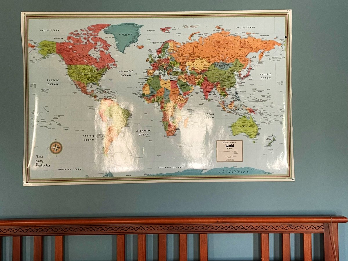chris_lyons_ky's tweet photo. Because what #gis person doesn't have a world map above their bed. #mapsareawesome #mapcollector #geonerd https://t.co/2KB2XbhOVS