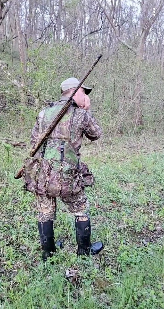 A very successful day to kickoff turkey season. Thank you to Matt and his girlfriend for a day well spent! 

#turkeyseason #hunting #statefarm #willwoods