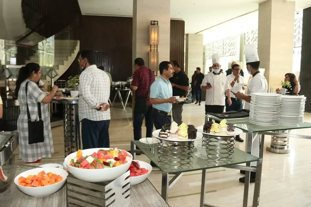 MCHI_President's tweet photo. #Day1
#CREDAIMCHI Procurement Wing had Networking Lunch at Westin Hotel
hosted by Buildon Plasters Pvt. Ltd
#Delhiprocurementtour #procurementwithpurpose #realestate #realty #Xclusive #events #bethere #india #windows #LightingSolutions #upvcwindowsanddoors #DoorHardware https://t.co/1AiYmjFcrA