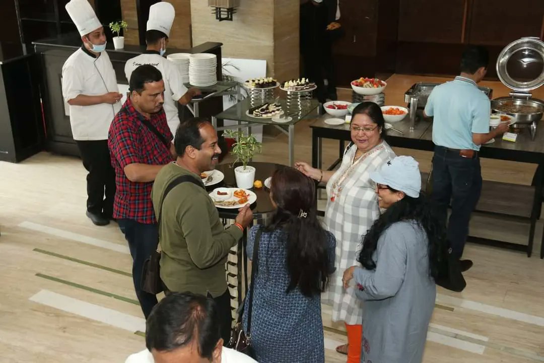 MCHI_President's tweet photo. #Day1
#CREDAIMCHI Procurement Wing had Networking Lunch at Westin Hotel
hosted by Buildon Plasters Pvt. Ltd
#Delhiprocurementtour #procurementwithpurpose #realestate #realty #Xclusive #events #bethere #india #windows #LightingSolutions #upvcwindowsanddoors #DoorHardware https://t.co/1AiYmjFcrA