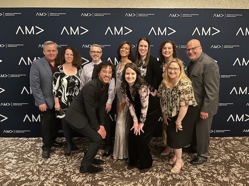 AMACincinnati's tweet photo. Cincinnati embracing this #AMASummit weekend! π https://t.co/ehBo3IDcxo