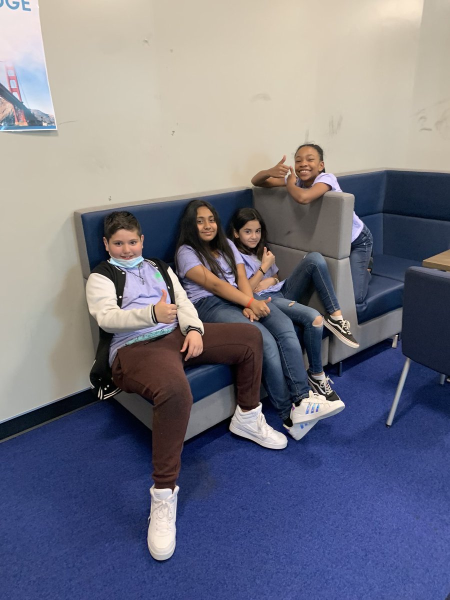 HBohlmeyer1's tweet photo. Kahoot challenge group did great! @HumbleISD_OE @Humble_Science #ScienceO #everychildeveryday https://t.co/QE2botz5CU