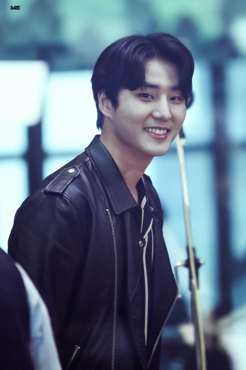 190424 정오의 희망곡 

#영케이 #YoungK #영현 #강영현 #데이식스 #Day6