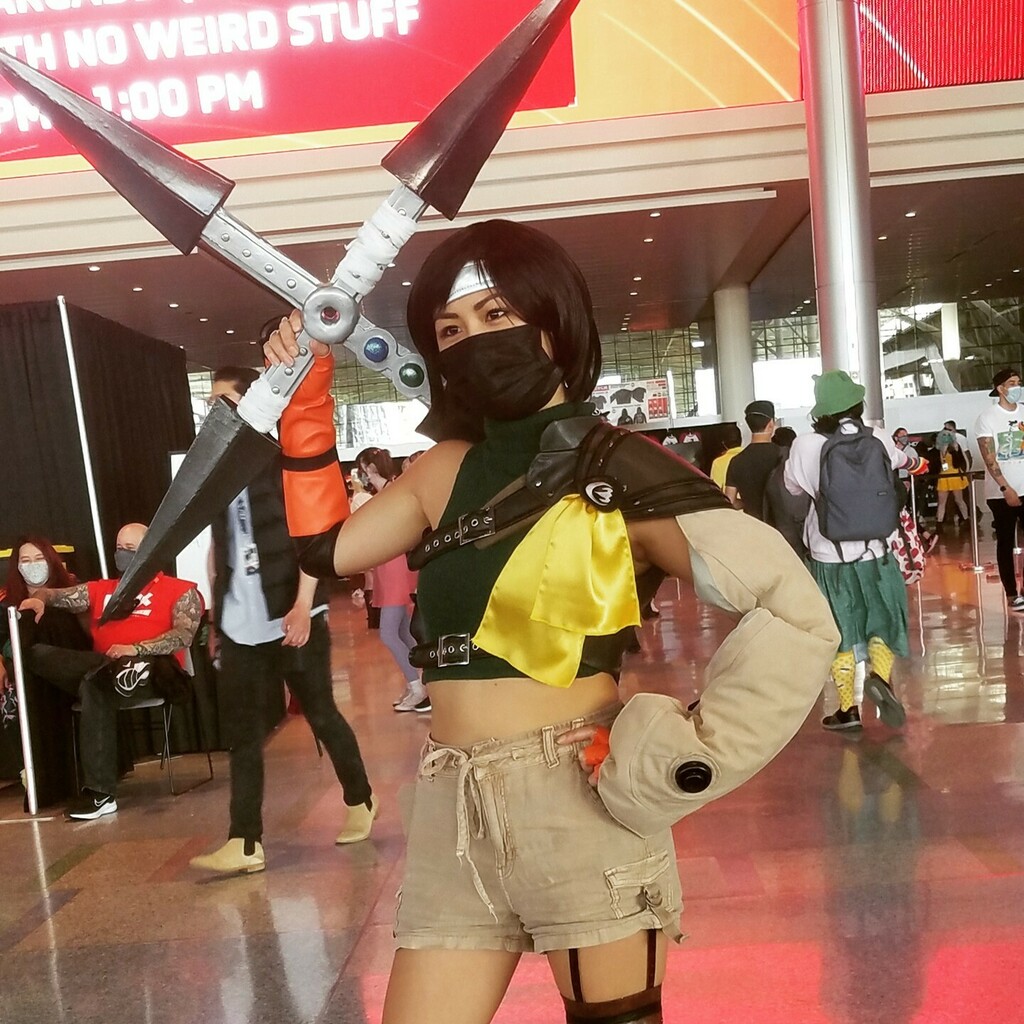 CosplayerNation's tweet photo. Yuffie Kisaragi from FF7! From PAX East 2022! This is @si.yarta !
#cosplayernation #yuffie #si.yarta #ff7 #paxeast2022 #cosplay #cosplayers #finalfantasy #yuffiecosplay #yuffiekisaragi https://t.co/K41vvtPbAV