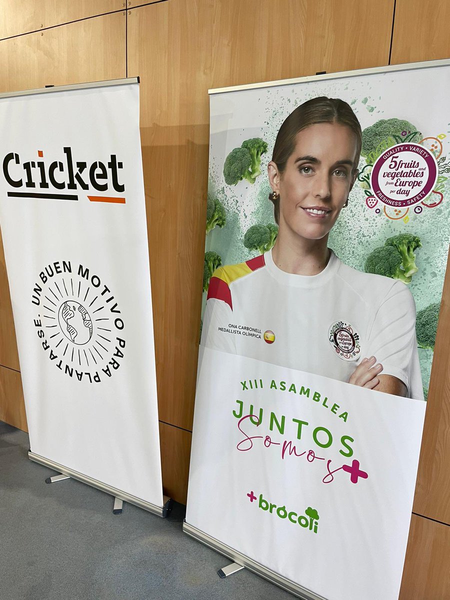 somoscricket's tweet photo. 😀 ¡Somos patrocinadores del XV OPEN REGIONAL DE NATACIÓN ARTÍSTICA DE MURCIA!
Desde Cricket fomentamos la práctica de deporte y una nutrición adecuada 🥦 para conseguir una sociedad más sana. Valores que compartimos con @masbrocoli y el reto europeo #longlifechallenge https://t.co/1utoV6idnC