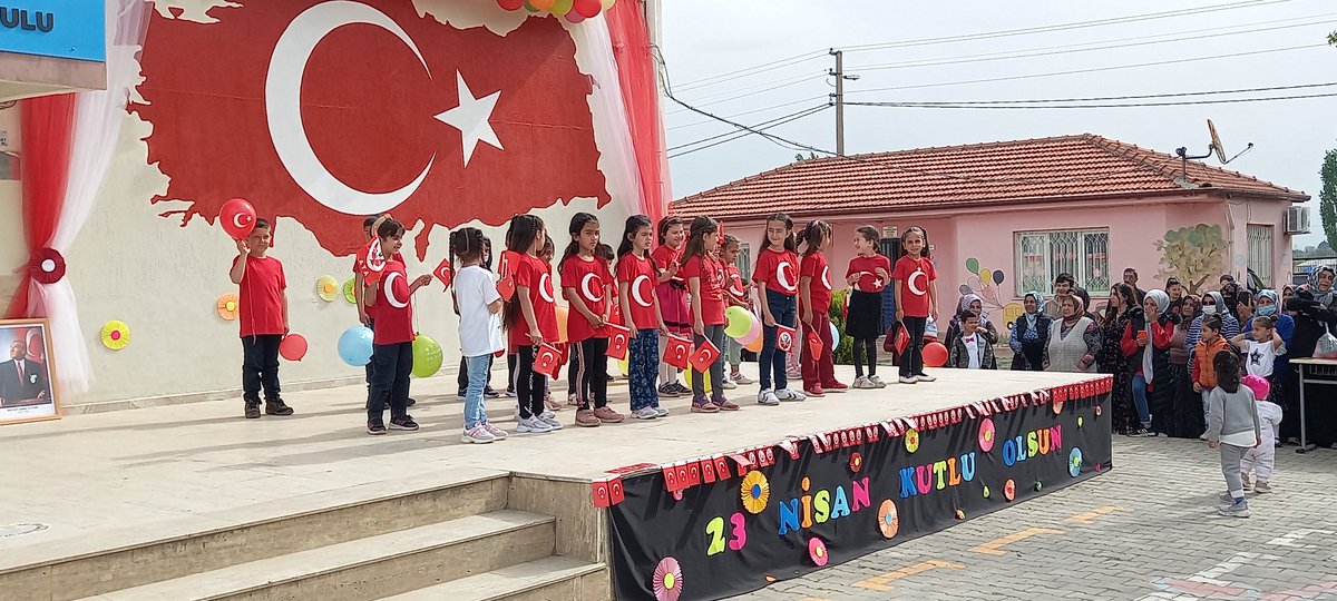 HacManisa's tweet photo. 23 Nisan Ulusal Egemenlik ve Çocuk Bayramı etkinlikleri @engintaskin45 @HaticeALYAELA @rft_celik https://t.co/k94dBMAIyp