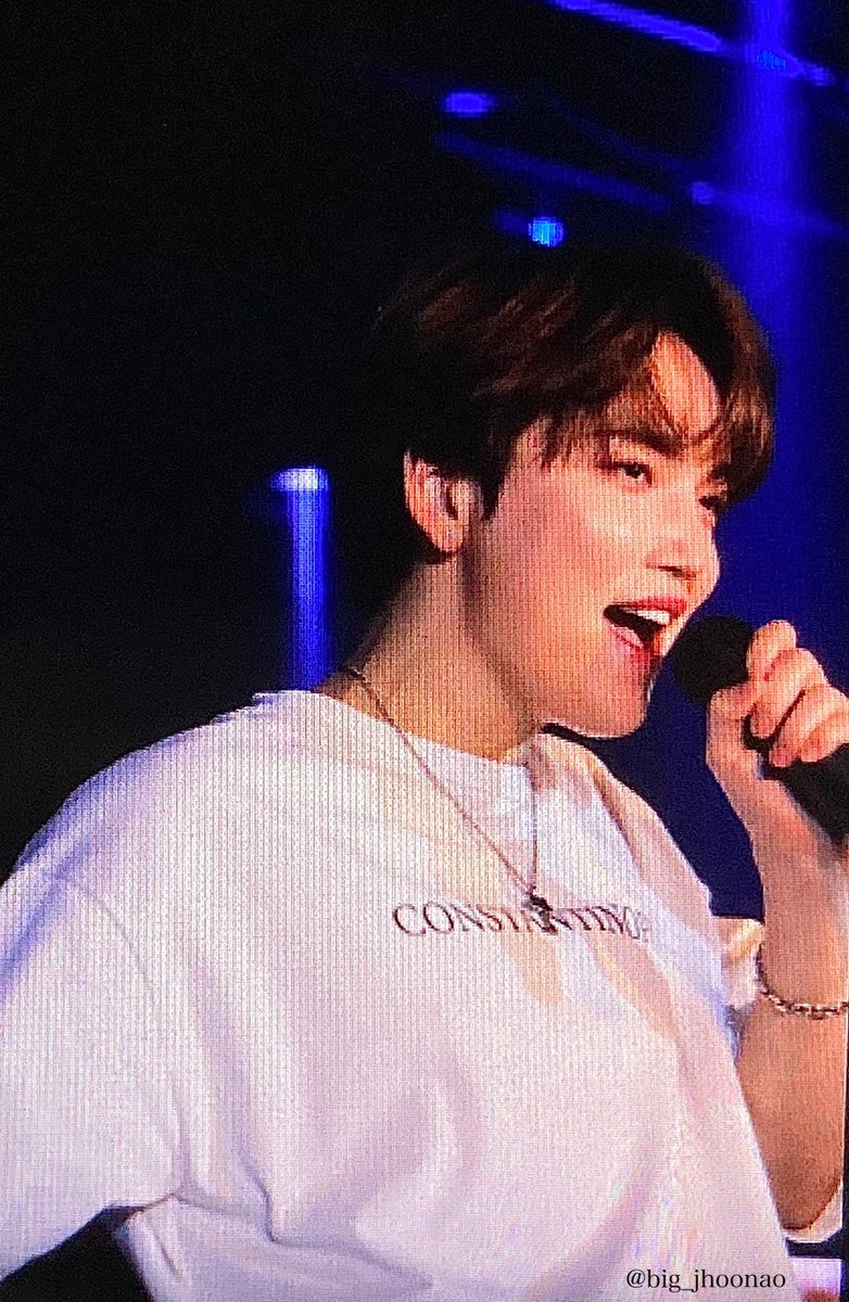 j_mochi__'s tweet photo. PREVIEW 220423 B.I.G PREMIUM LIVE in TOKYO 2022 2부

#비아이지 #제이훈 #BIG #JHOON 
@big_jhoon715 @BIG_GHofficial

오빠 오늘 너무너무 재밋엇어요~~><💕 https://t.co/So19hvXZhD