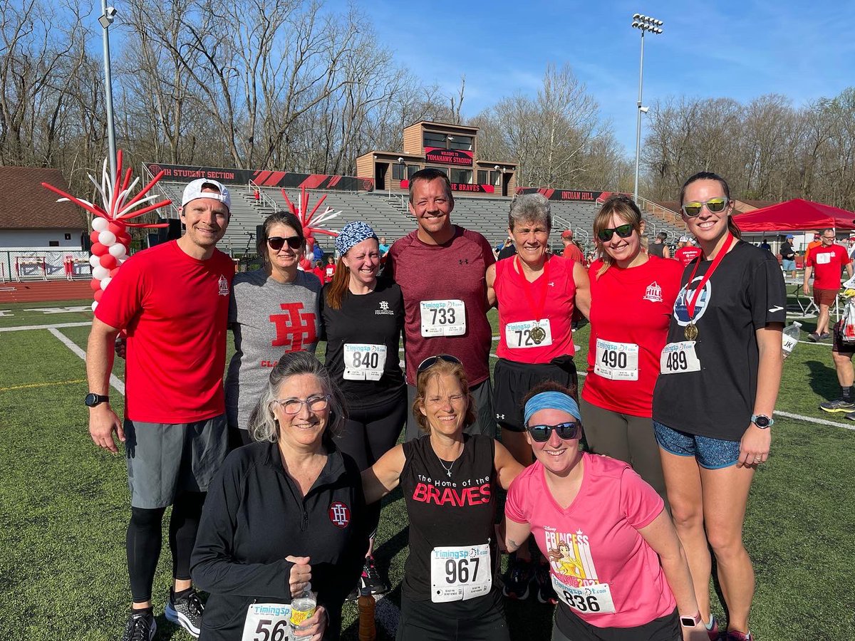 IHMcCarthMath's tweet photo. Had a fantastic time this morning at the Conquer the Hill 5k! Loved supporting @ihpsfoundation and what they do for our students and families! #OneBrave @IHSchools https://t.co/AmEZk05nlj