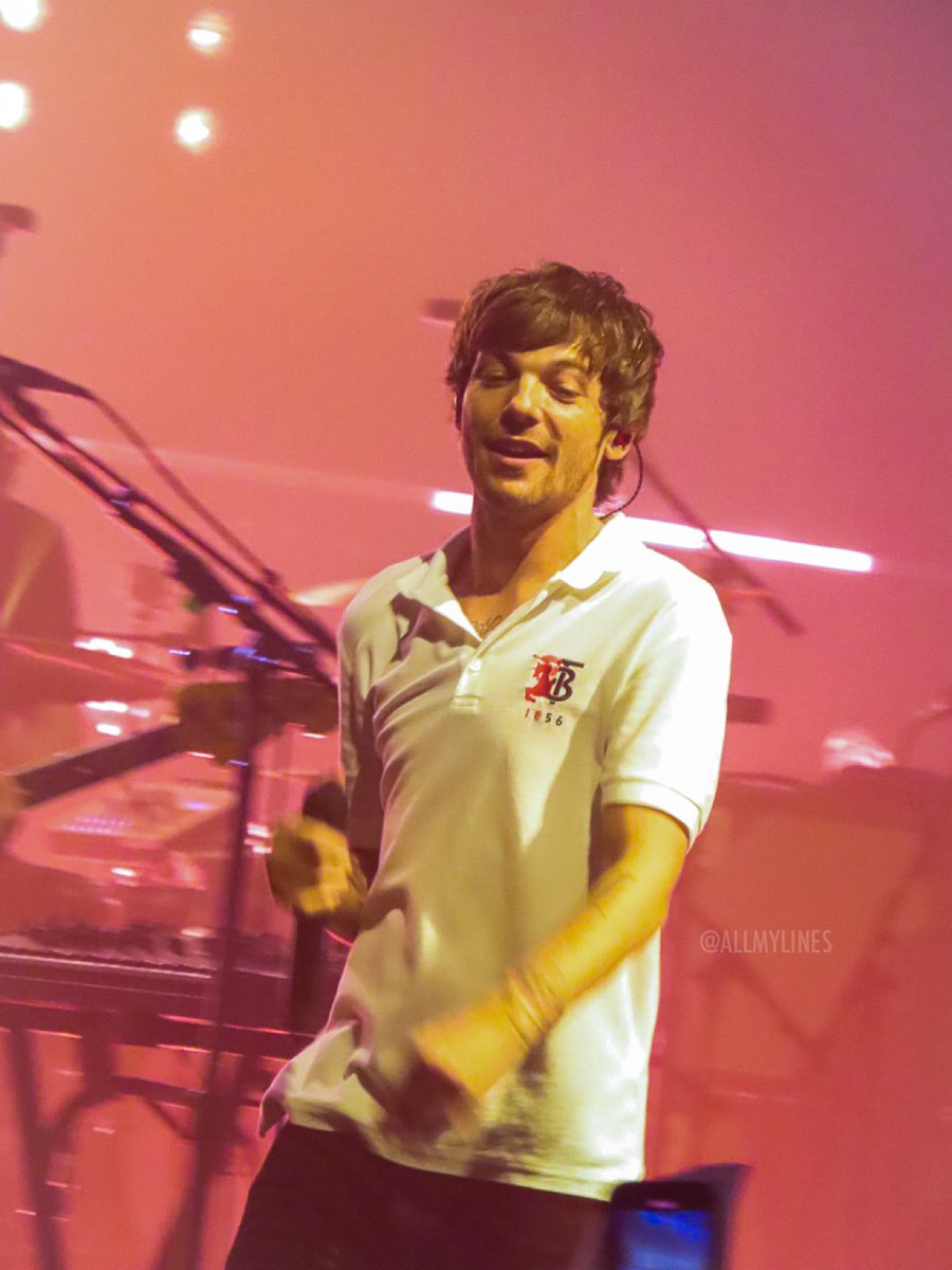 allmylines's tweet photo. ✨ LTWT : Imperfect Now Series ✨ (photos I took during tour that aren’t the best quality but it’s louis so let’s look at them anyway) #LTWT #LTWTLA
I don’t have any others edited so enjoy this last set on the last day of the euro/uk tour. https://t.co/QdYez0aOWY