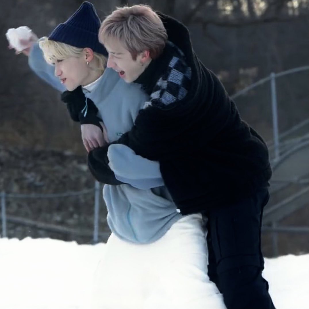 lwtskzthinker's tweet photo. “felix is like.. my other me. felix is my soulmate.” 
#straykids #방찬 #필릭스 #chanlix https://t.co/Nv14PUCBhn