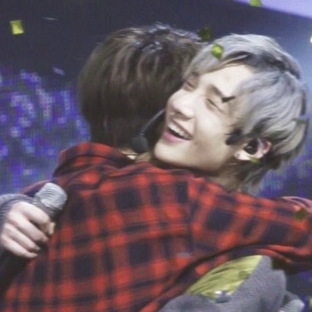 lwtskzthinker's tweet photo. “felix is like.. my other me. felix is my soulmate.” 
#straykids #방찬 #필릭스 #chanlix https://t.co/Nv14PUCBhn