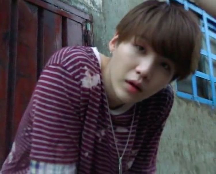 yoongiisimp's tweet photo. yoongiyoongiyoongiyoongiyinyigyoongiyiyngiy https://t.co/rPsO9w34Bj