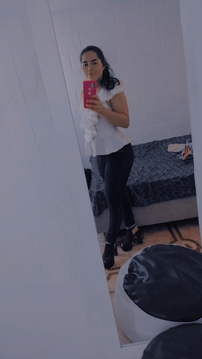 NumarielysMundo's tweet photo. Volví con más ganas 😌♥️ https://t.co/kVtdcn40Hq