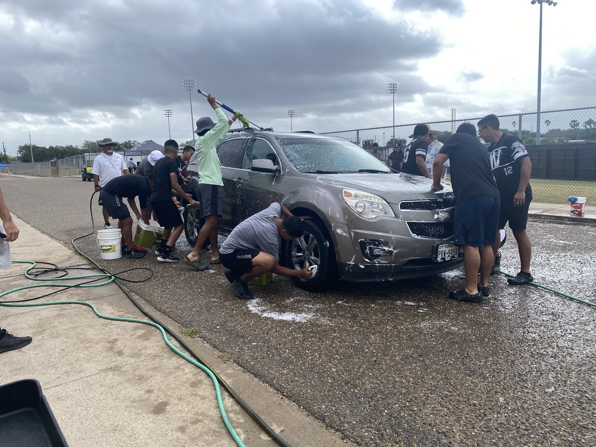 Car Wash Fundraising Event benefiting Coach Medina is going on right now from 10AM - 2PM in front of the Athletic Field House. 

Come get your car washed with a $10 donation! Our Wildcat Baseball and Soccer teams are bringing in the SHINE!! 🧼🫧