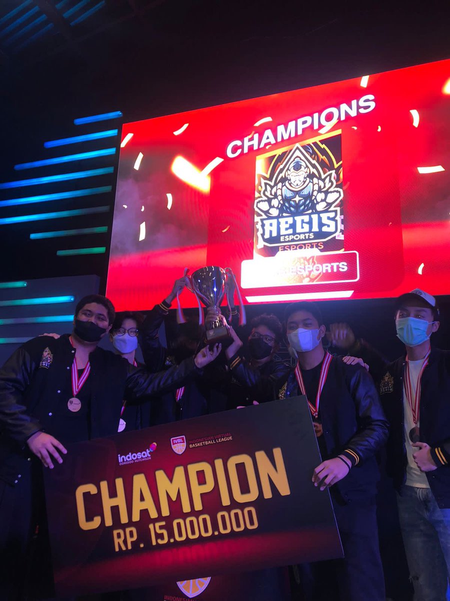 abanggantenktwt's tweet image. champs baby