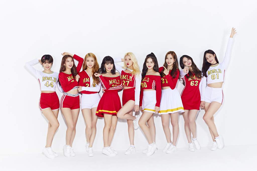 mmld_merries06's tweet photo. The total views of momoland's all MV from their whole career is 1,459,919,277 as of right now (Both Korean and Japanese version).💖💅 #MOMOLAND #OT9 #OT6 https://t.co/HroBnXTiFP