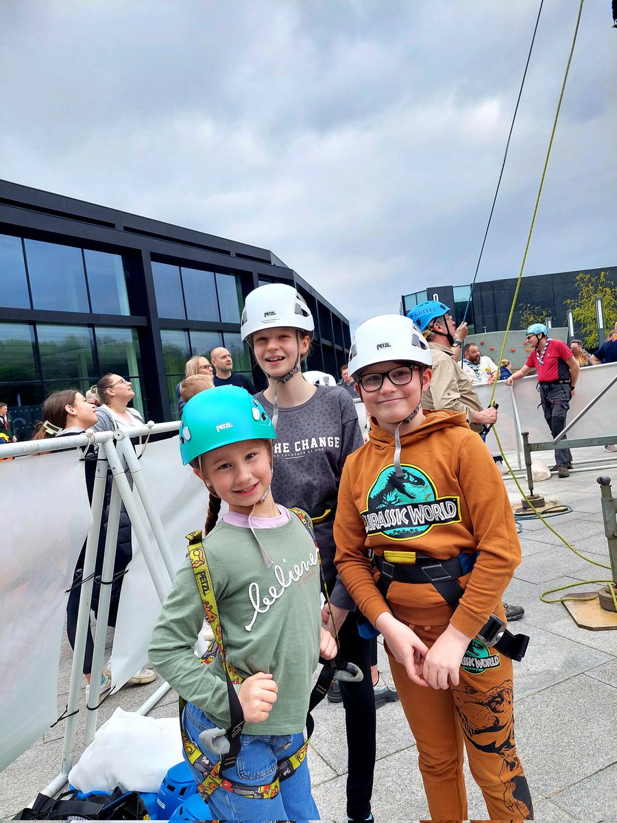 MossGillian's tweet photo. My nephew and nieces had a good time this morning taking part in 100 years of scouting
#100yearsofscouting 
@NorthwichBID 
@NorthwichTC @NorthwichLife https://t.co/1sF6QcK1W6