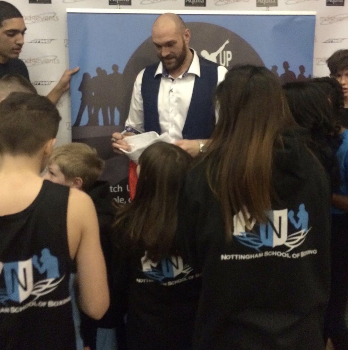 NottsBoxing's tweet photo. Good luck to the peoples champion @Tyson_Fury who will be boxing tonight not only to retain his title but show all people struggling with their #mentalhealth that there is always hope &amp; when knocked down you can stand up &amp; find that light at the end of the tunnel.. all the best. https://t.co/t5GmKLmtwx
