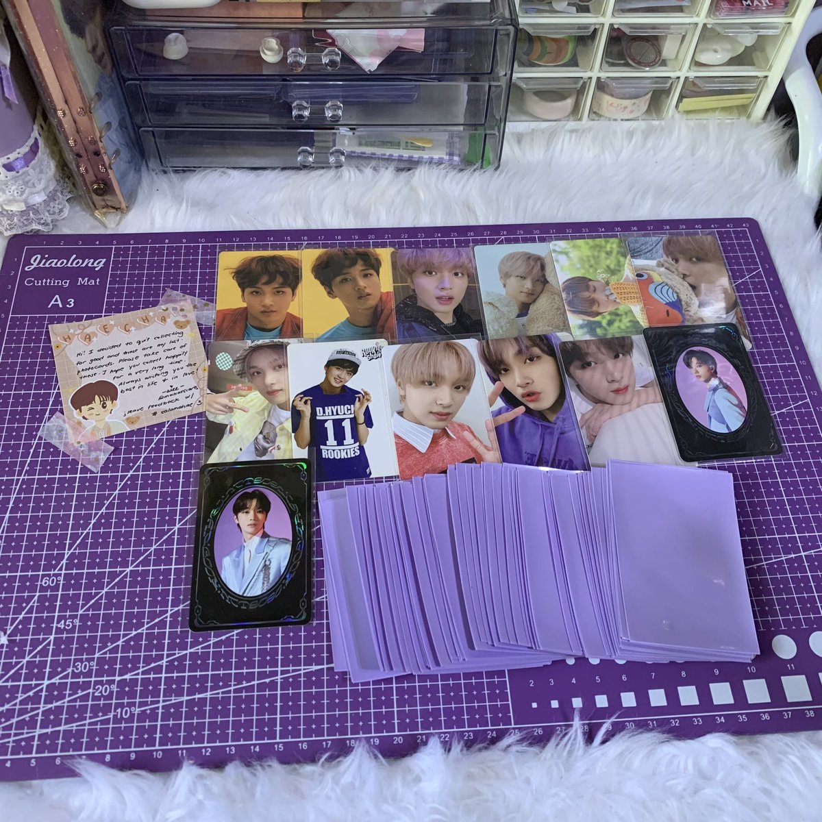 cartniducki's tweet photo. ˚ · . ꒰#duckiemails꒱

.✧ hello @mahaescarts ! they came home safe and sound!! i legit felt the kilig unboxing them ;-; thank you for letting me have a such long deadline of payment pati na rin sa freebies ! LALO NA 'YUNG PURPLE SLEEVES🧎🏻‍♀️ stay safe! 

#salamahae https://t.co/vgy2wwac6p