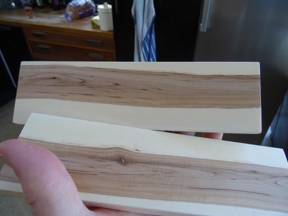 HairyAngus's tweet photo. Made these 2 small drawer fronts today, a few weeks ago they were a Rowan log in my wood store, beautiful wood, they're only 20cm long so they'll snuggle up under an Elm table and make a lovely contrast
#Roddens, #MountainAsh https://t.co/18JF1GQSBh