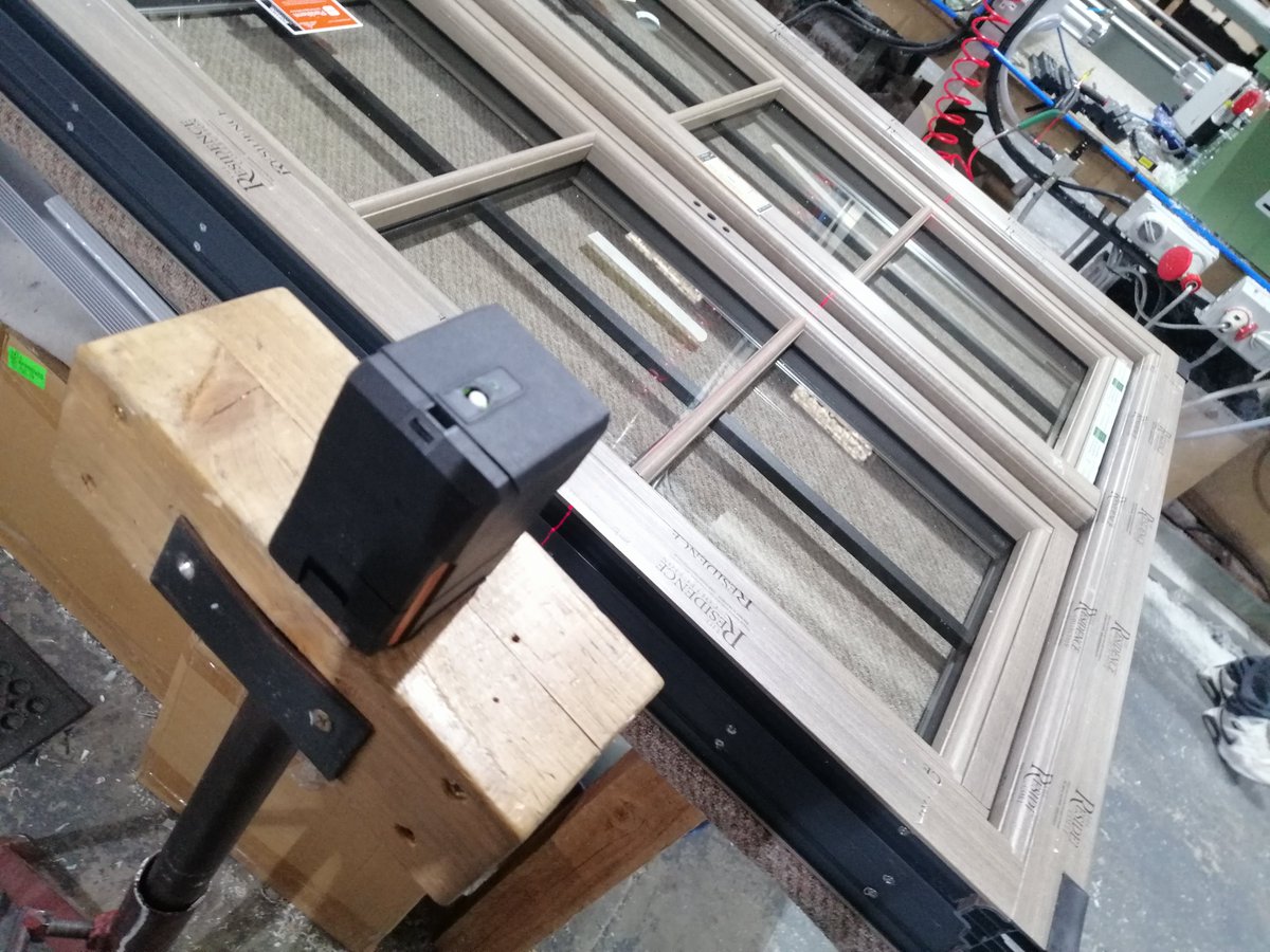 Gardenofedencon's tweet photo. Some more R9 Windows going through factory this week. This time in Silvered Oak ready for delivery next week.

#r9 #flushsash #mechanical #glassbonded #quality #completerange #familybusiness #manufacturing #swindon https://t.co/GBBWxVLkW9