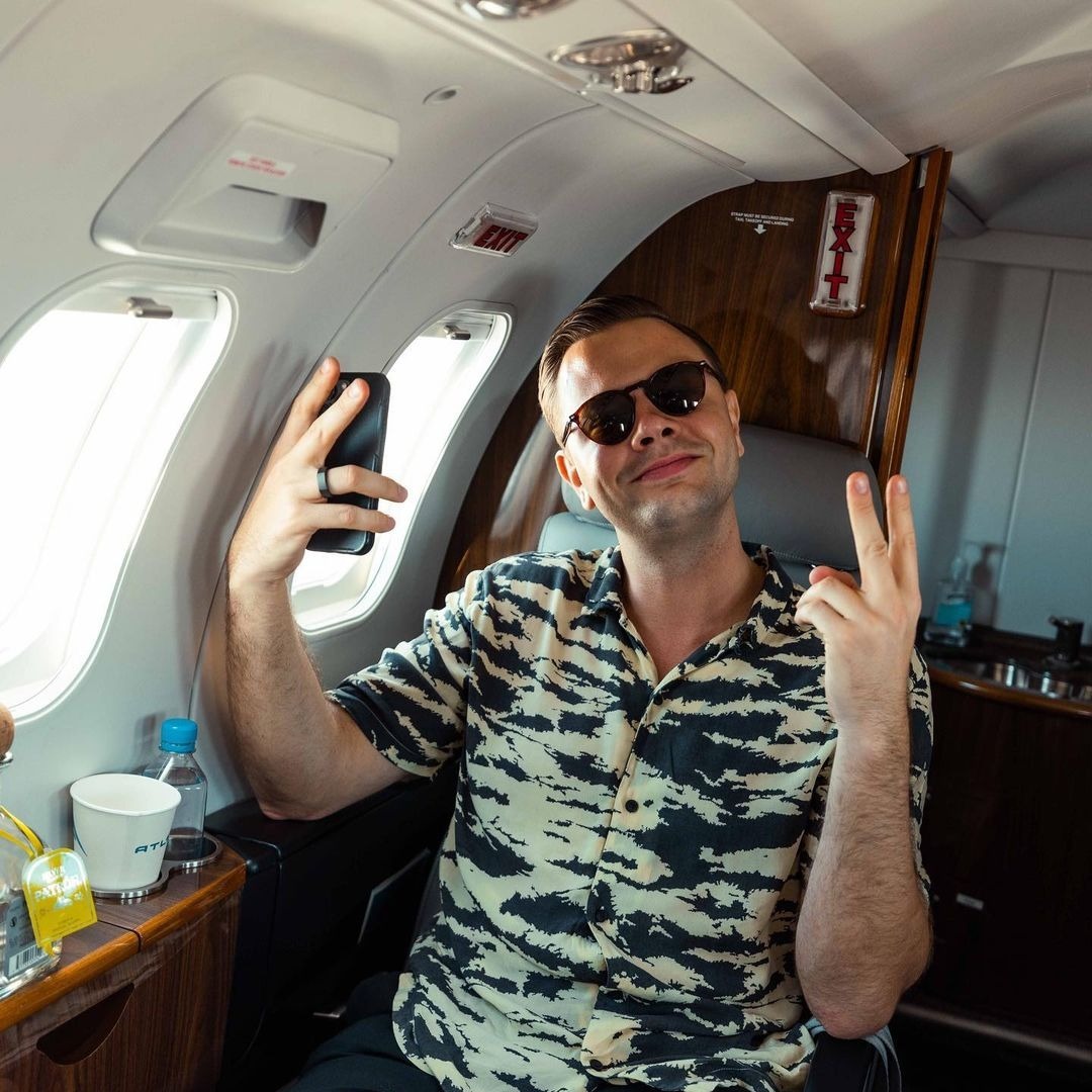 103radio's tweet photo. Destination @coachella pour @SamFeldtMusic 🌴☀️ #samfeldt #coachella #festival #sun #dj #mix #music #heartfelt #coachella2022 #samfeldtmusic #soleil #chill https://t.co/HEgMYW4vQz
